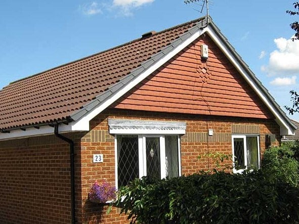 fascias-soffits-guttering-white-chesterfield